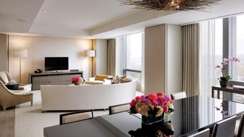 Four Seasons Hotel טורונטו מראה חיצוני תמונה